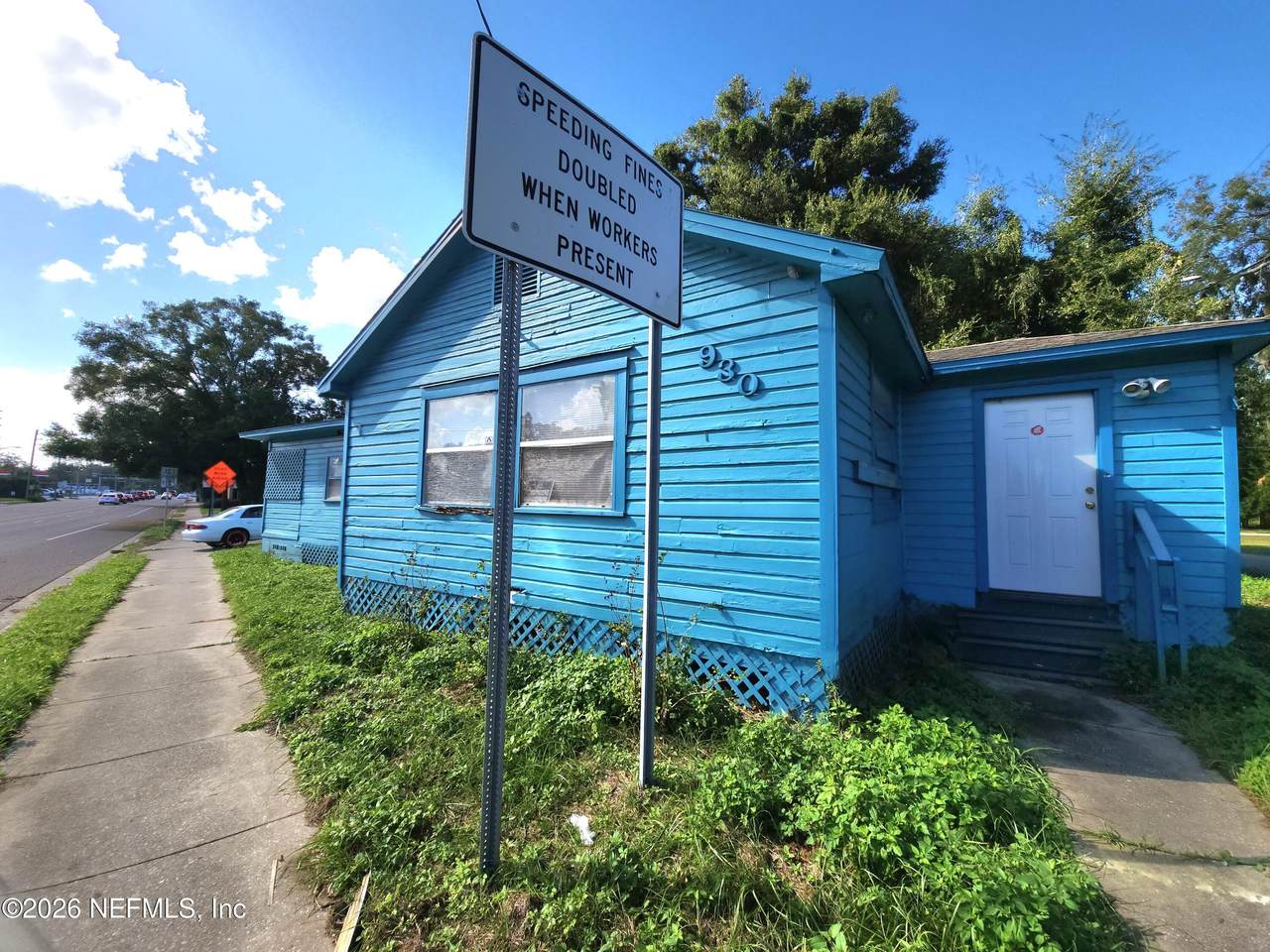 930 Cesery Boulevard - Photo 1