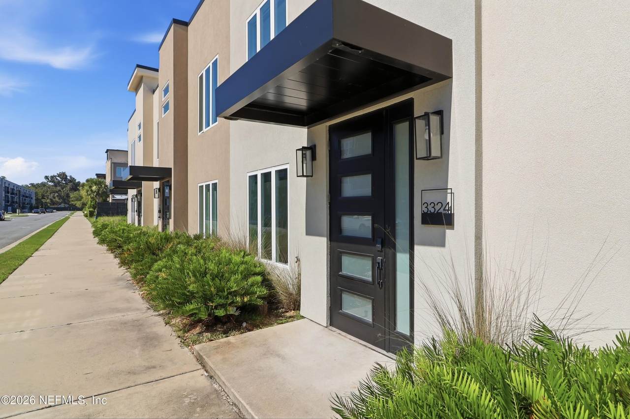 3324 49TH Terrace - Photo 1