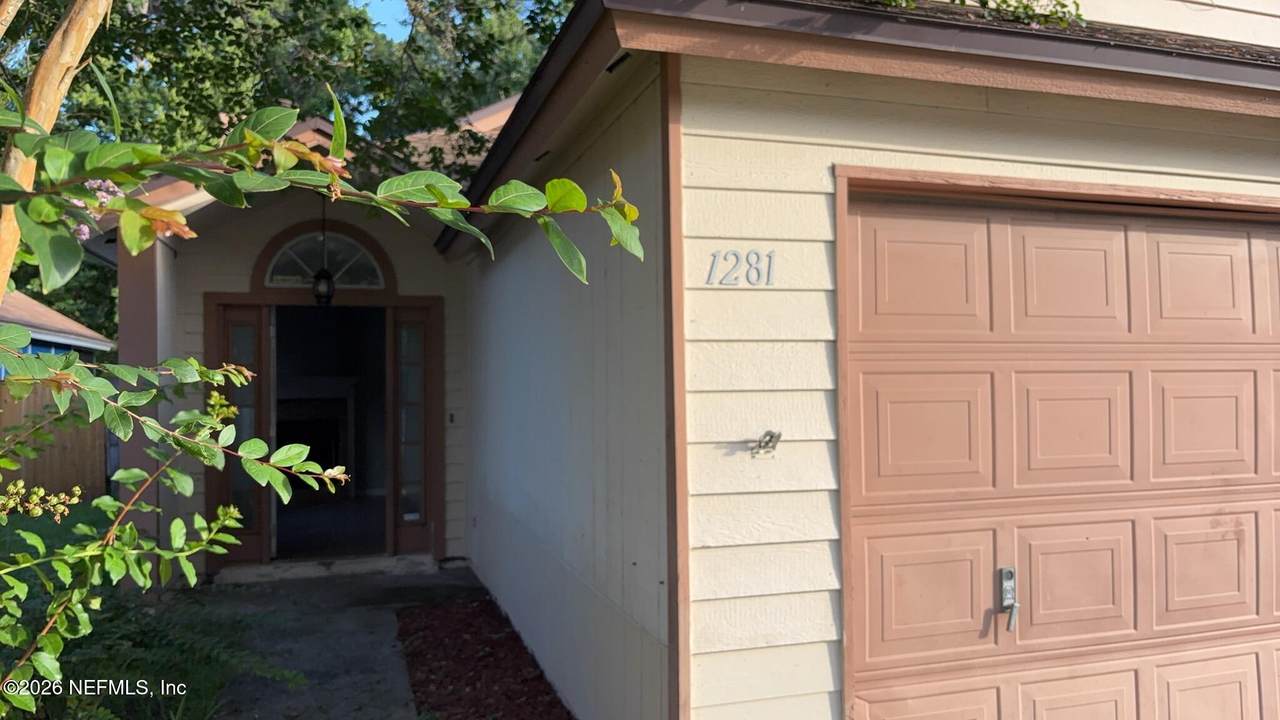 1281 Independence Drive - Photo 1