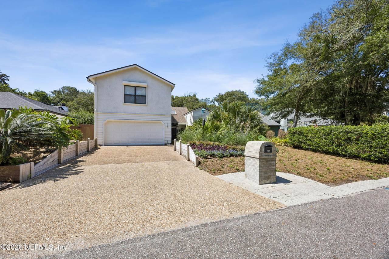 330 Garden Lane - Photo 1