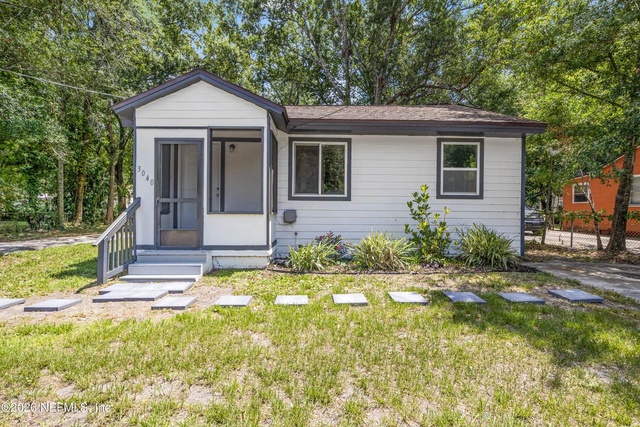 3040 5TH Street - Photo 1