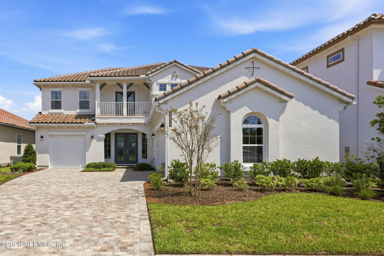 3053 Fiera Vista Drive - Photo 1