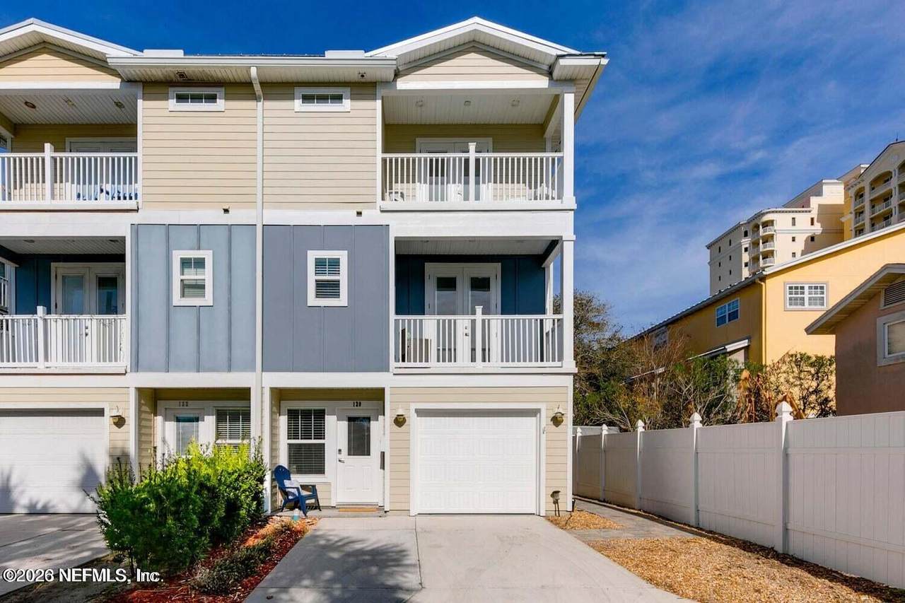 120 11TH Avenue - Photo 1