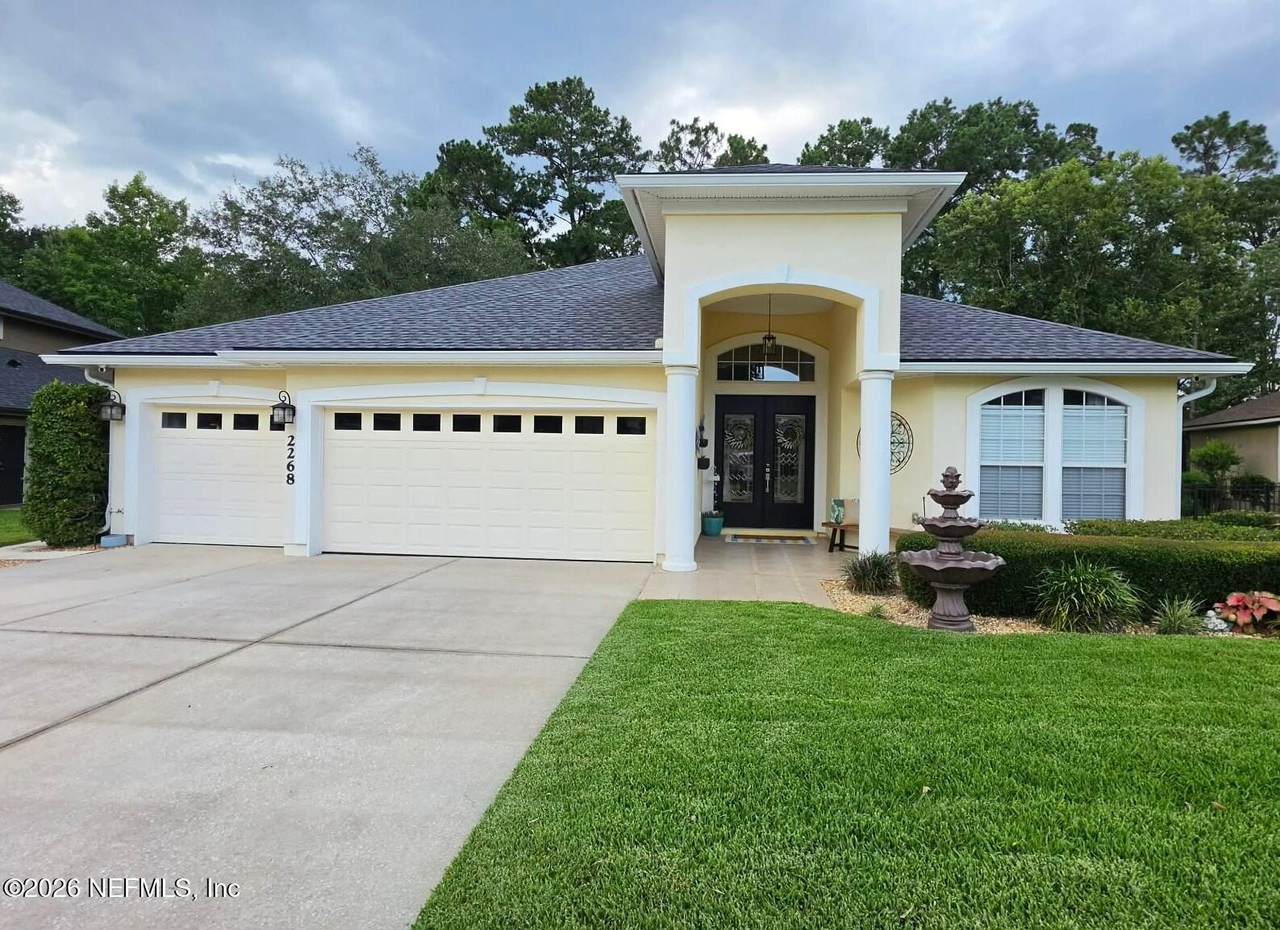 2268 Links Drive - Photo 1