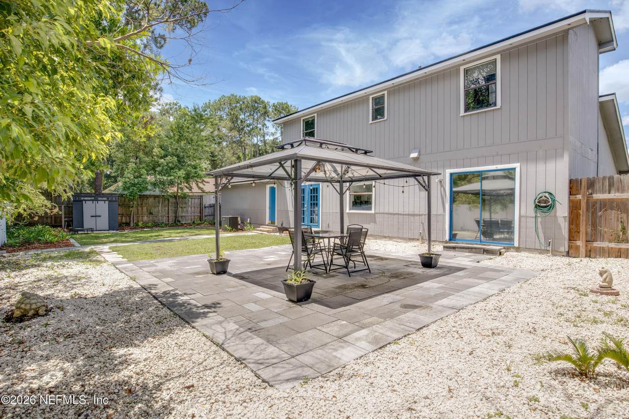 7018 Holiday Hill Court - Photo 1
