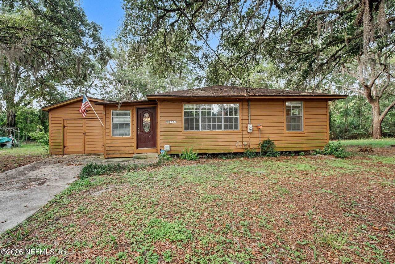 118 Fields Avenue - Photo 1