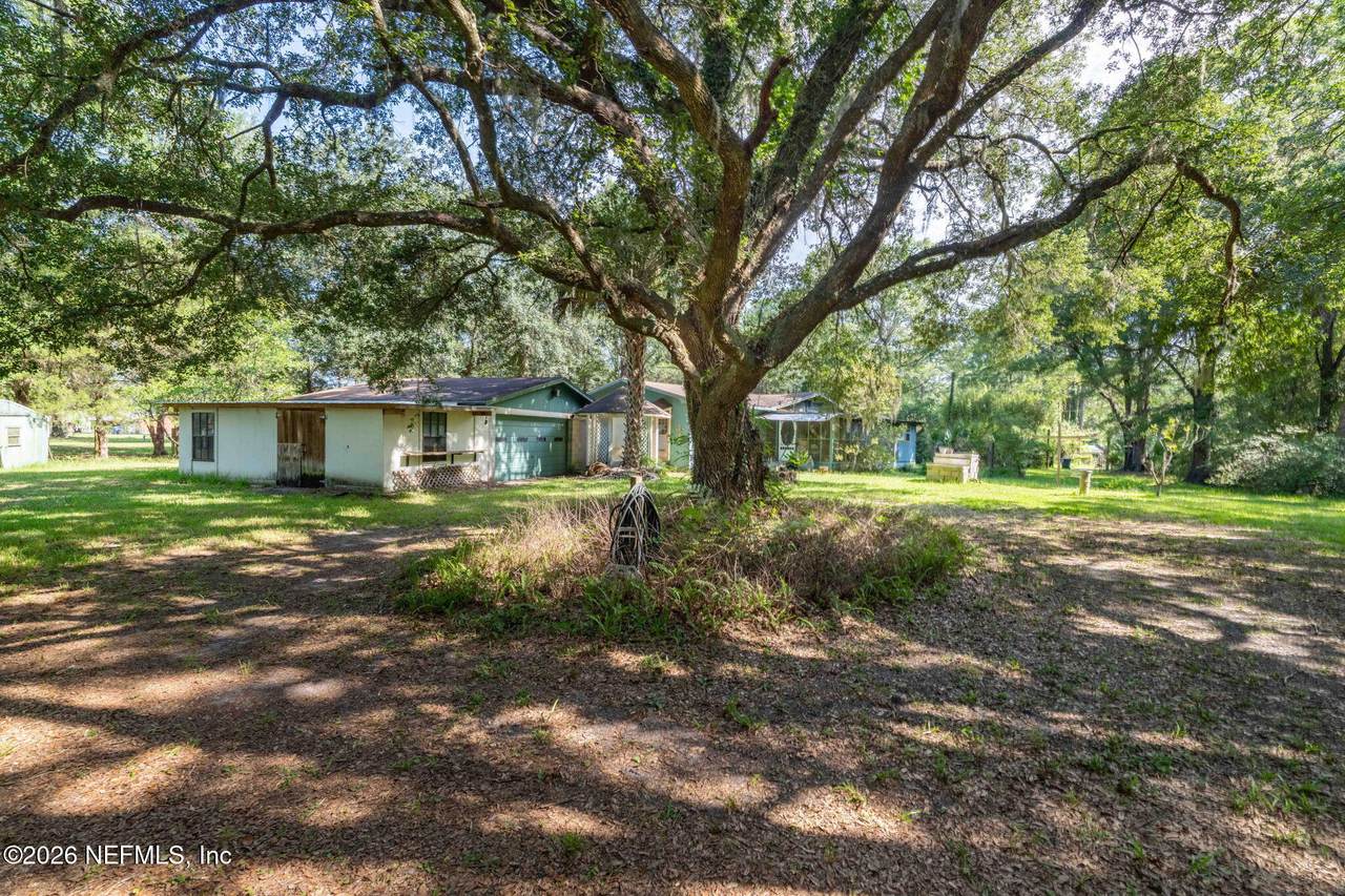 48565 Crawford Lane - Photo 1