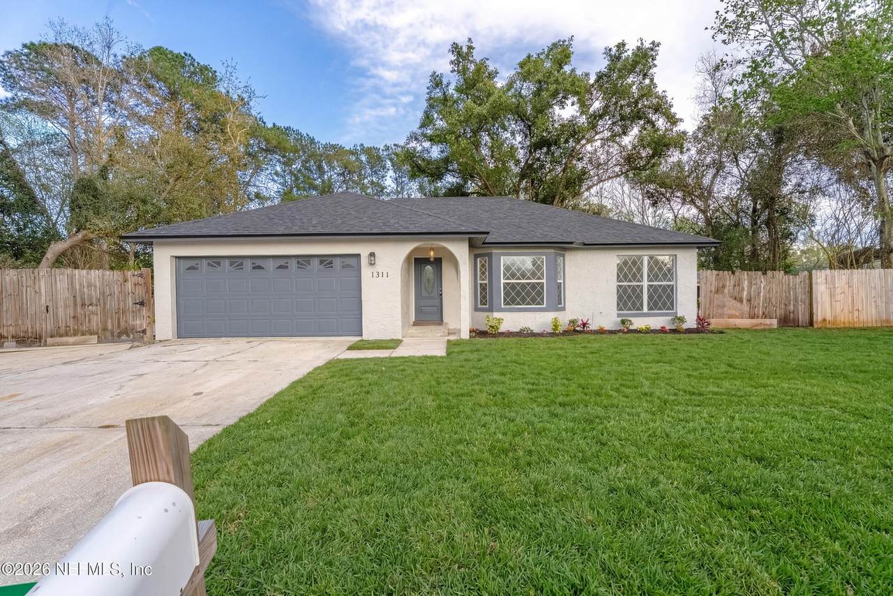 1311 Elk - Photo 1