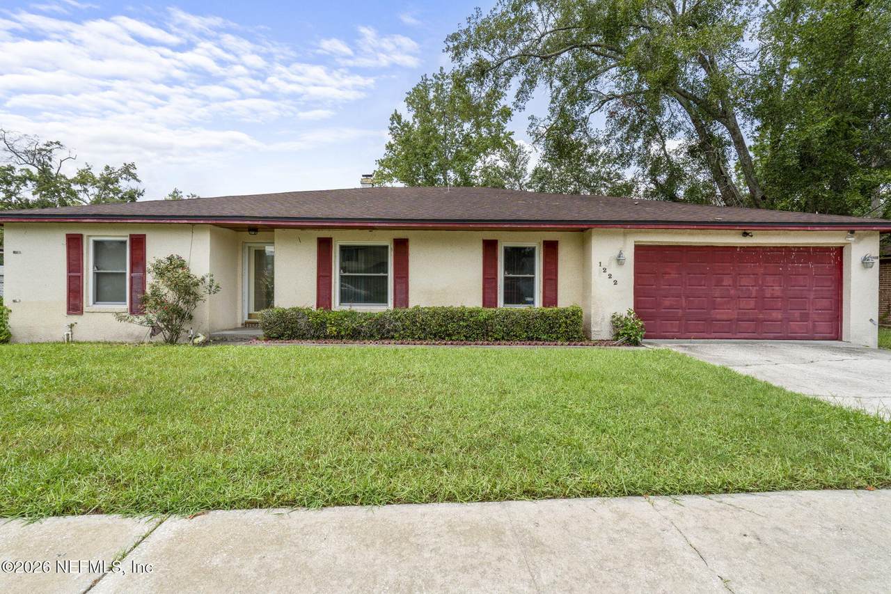 1222 Squirrel Lane - Photo 1
