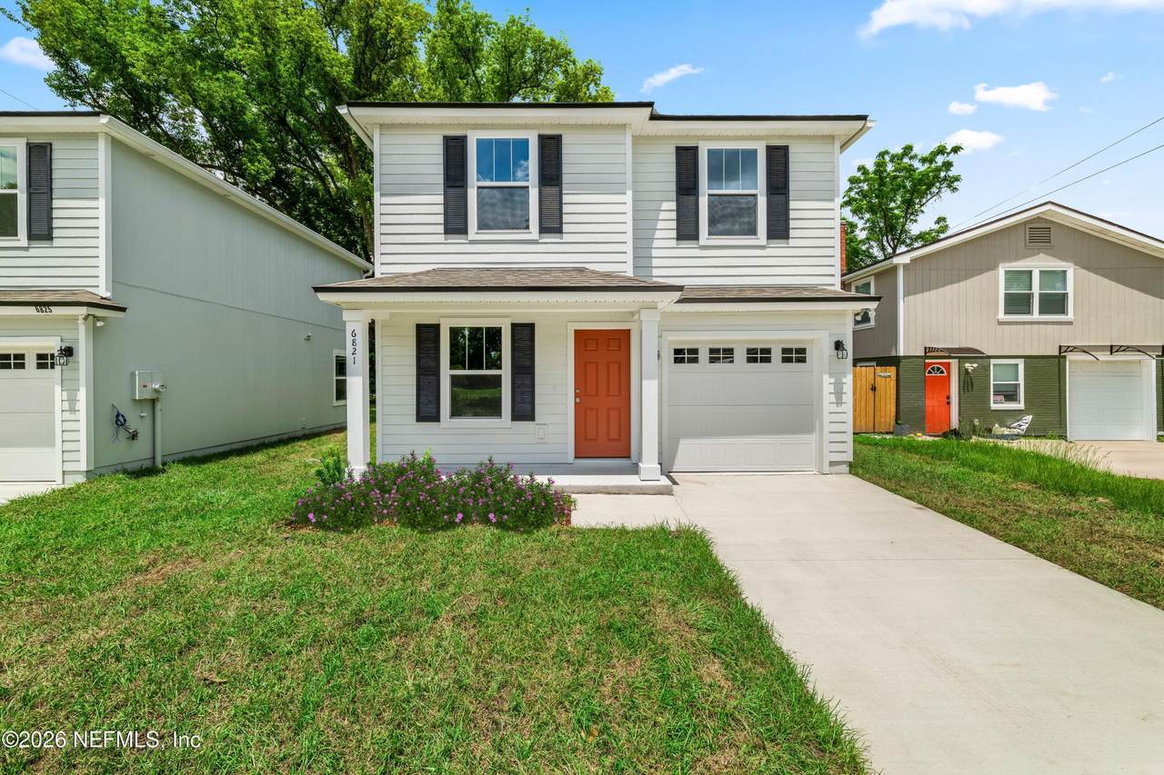 716 Locust Street - Photo 1
