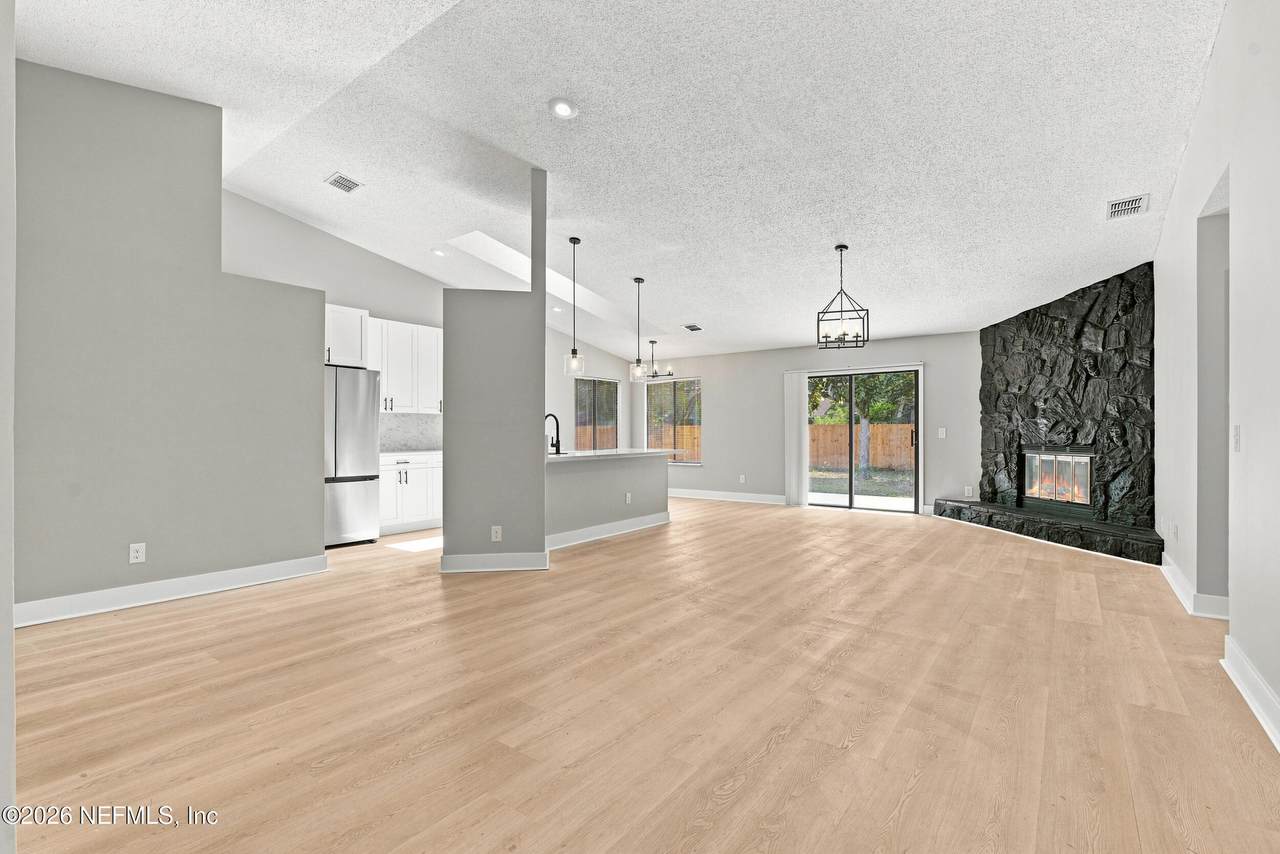 13130 Everett Court - Photo 1