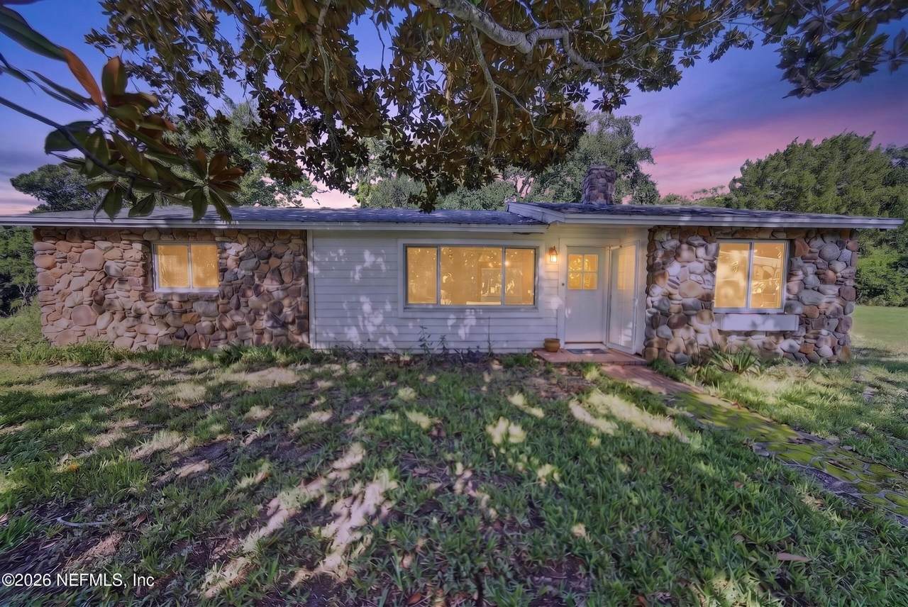 1962 Cypress Avenue - Photo 1
