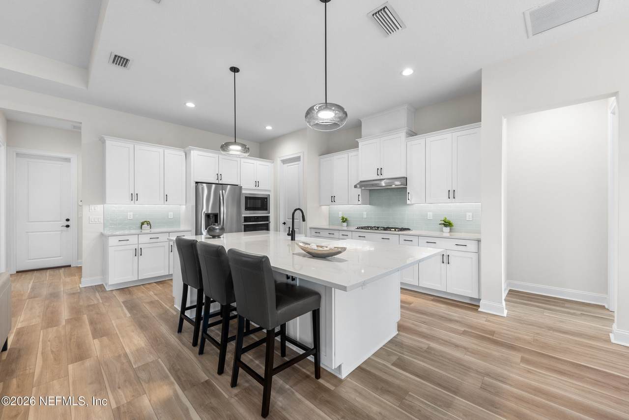 https://bt-photos.global.ssl.fastly.net/nefar/1280_boomver_1_2158591-2.jpg