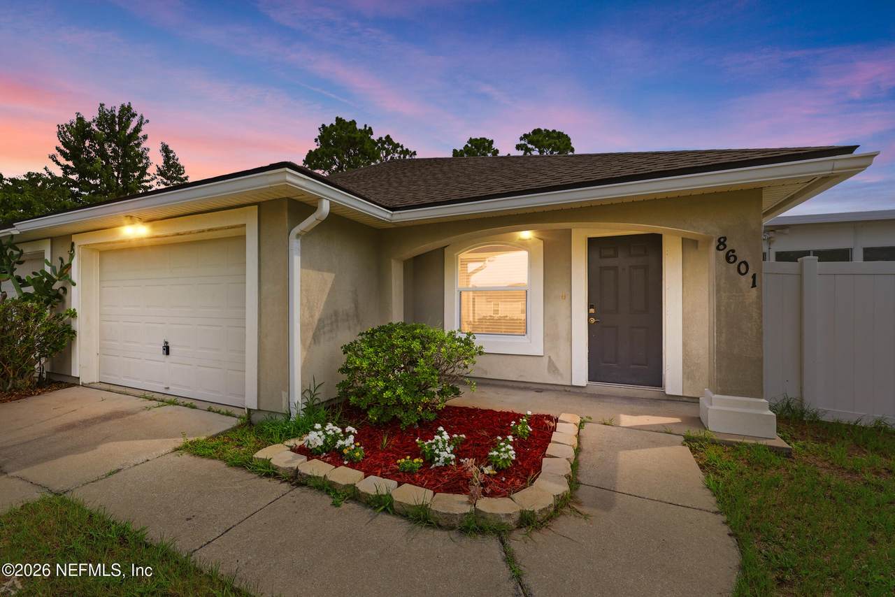 8601 Julia Marie Circle - Photo 1