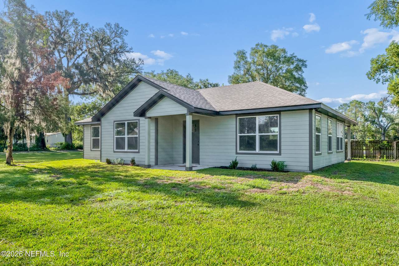 570 5TH Street - Photo 1