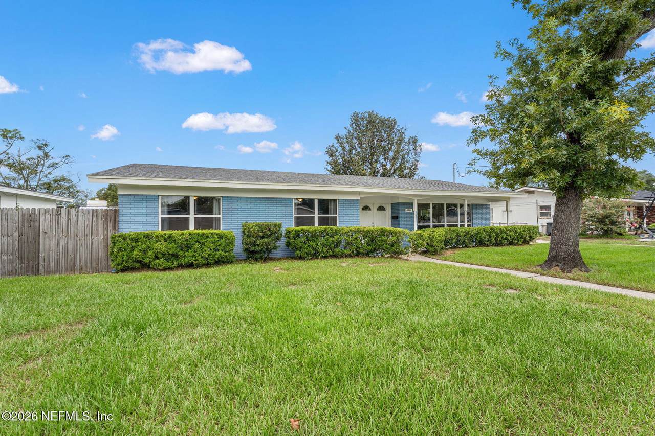 3834 Edidin Drive - Photo 1