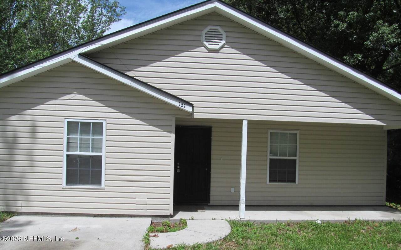 922 Prospect Street - Photo 1