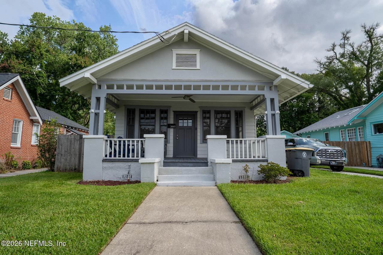 2663 College Street - Photo 1