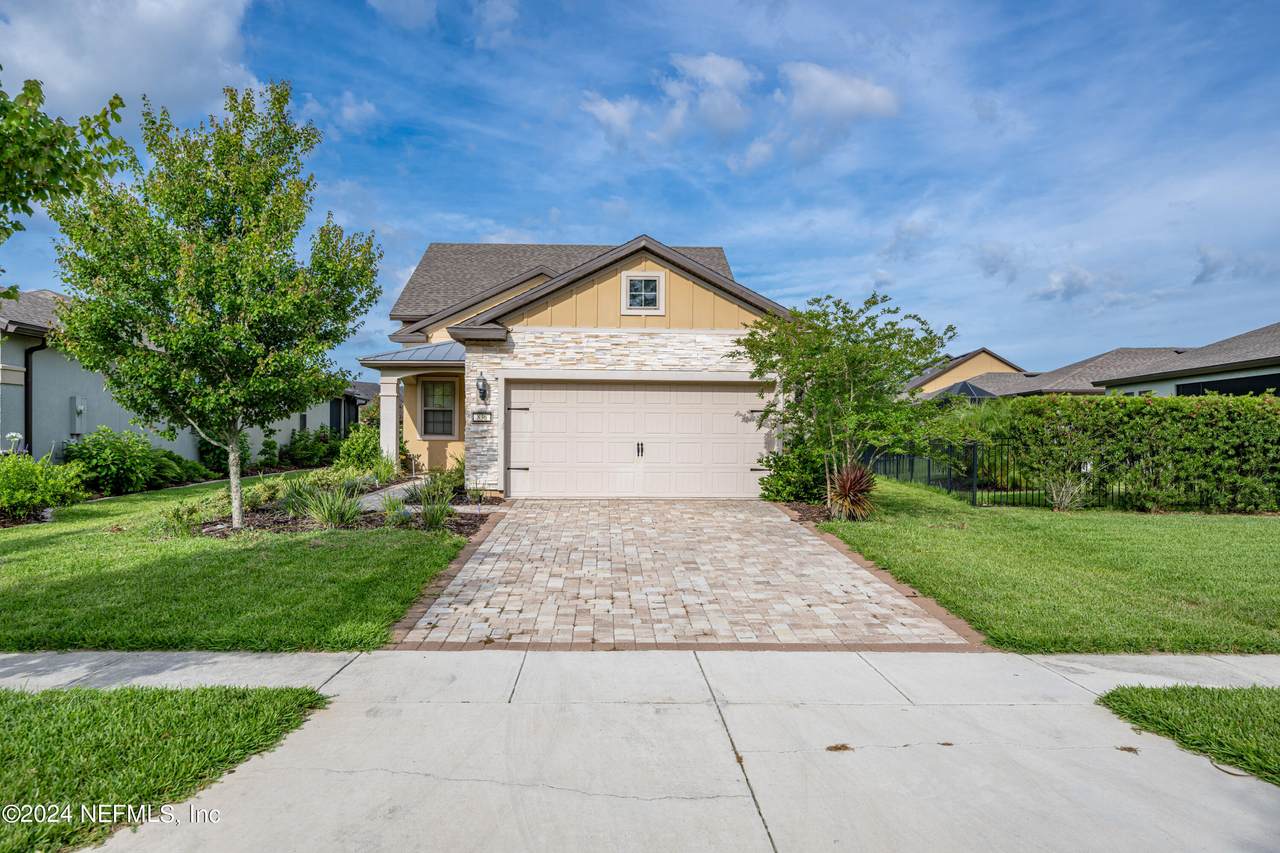 836 Tree Side Lane - Photo 1