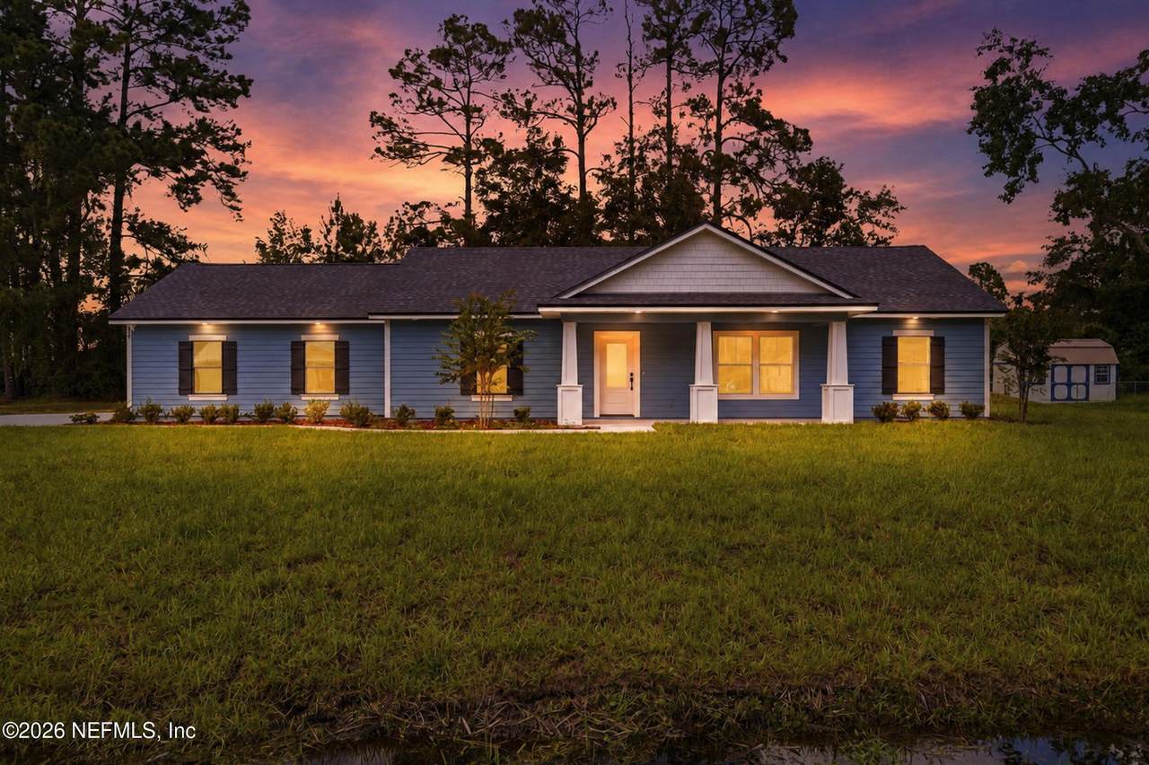 114 Camelot Drive - Photo 1
