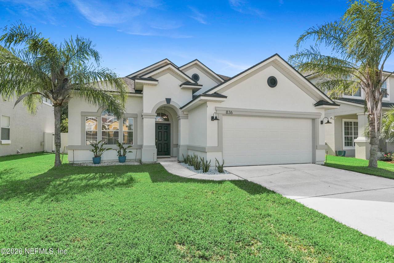 836 Porto Cristo Avenue - Photo 1