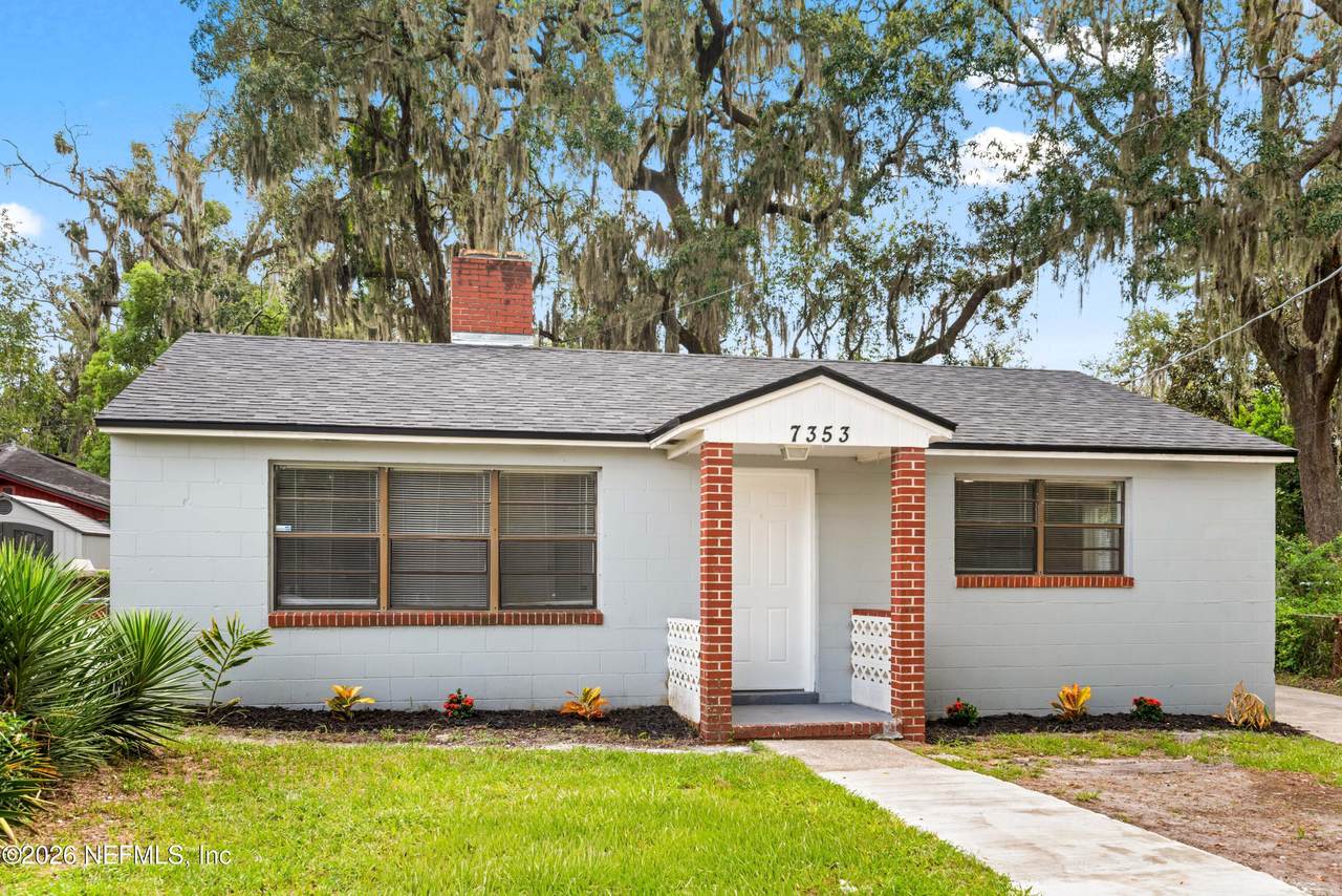 7353 Elwood Avenue - Photo 1