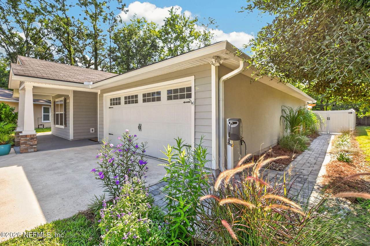 6983 Loris Lane - Photo 1