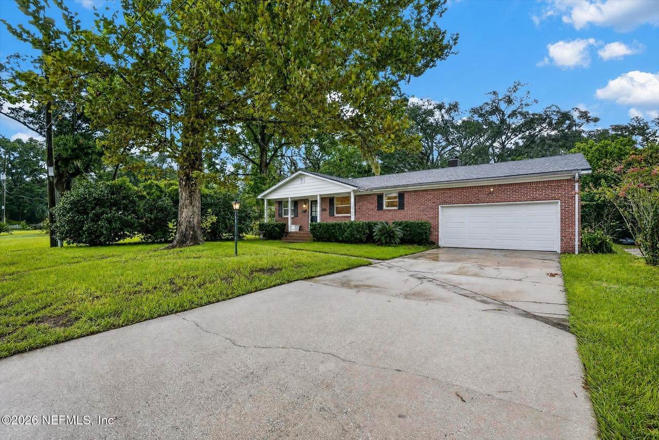 5449 Community Circle - Photo 1