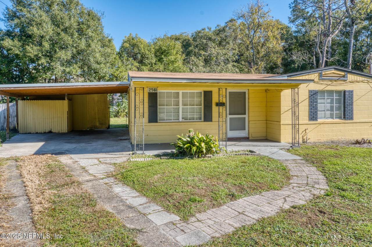 2561 Nicholas Circle - Photo 1