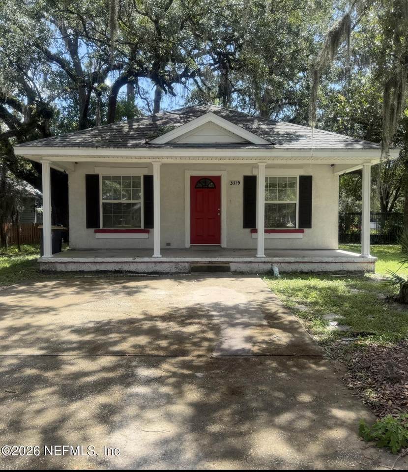 3719 Brentwood Boulevard - Photo 1