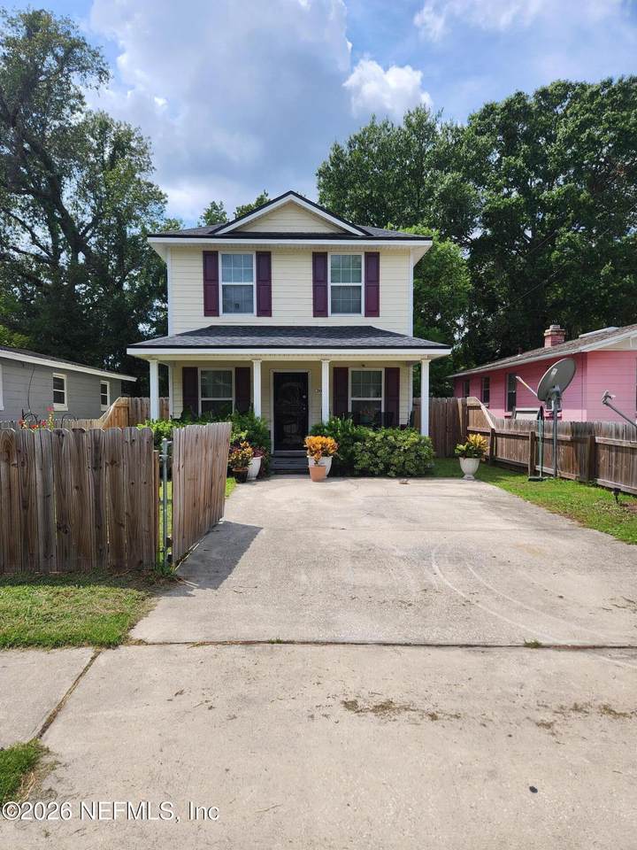 2016 Pullman Avenue - Photo 1