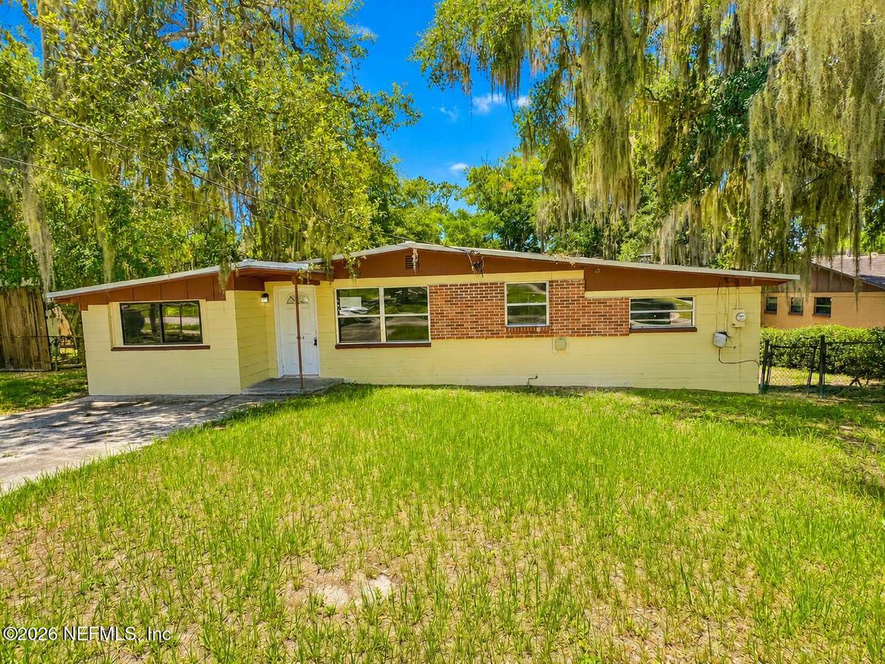139 Venus Lane - Photo 1