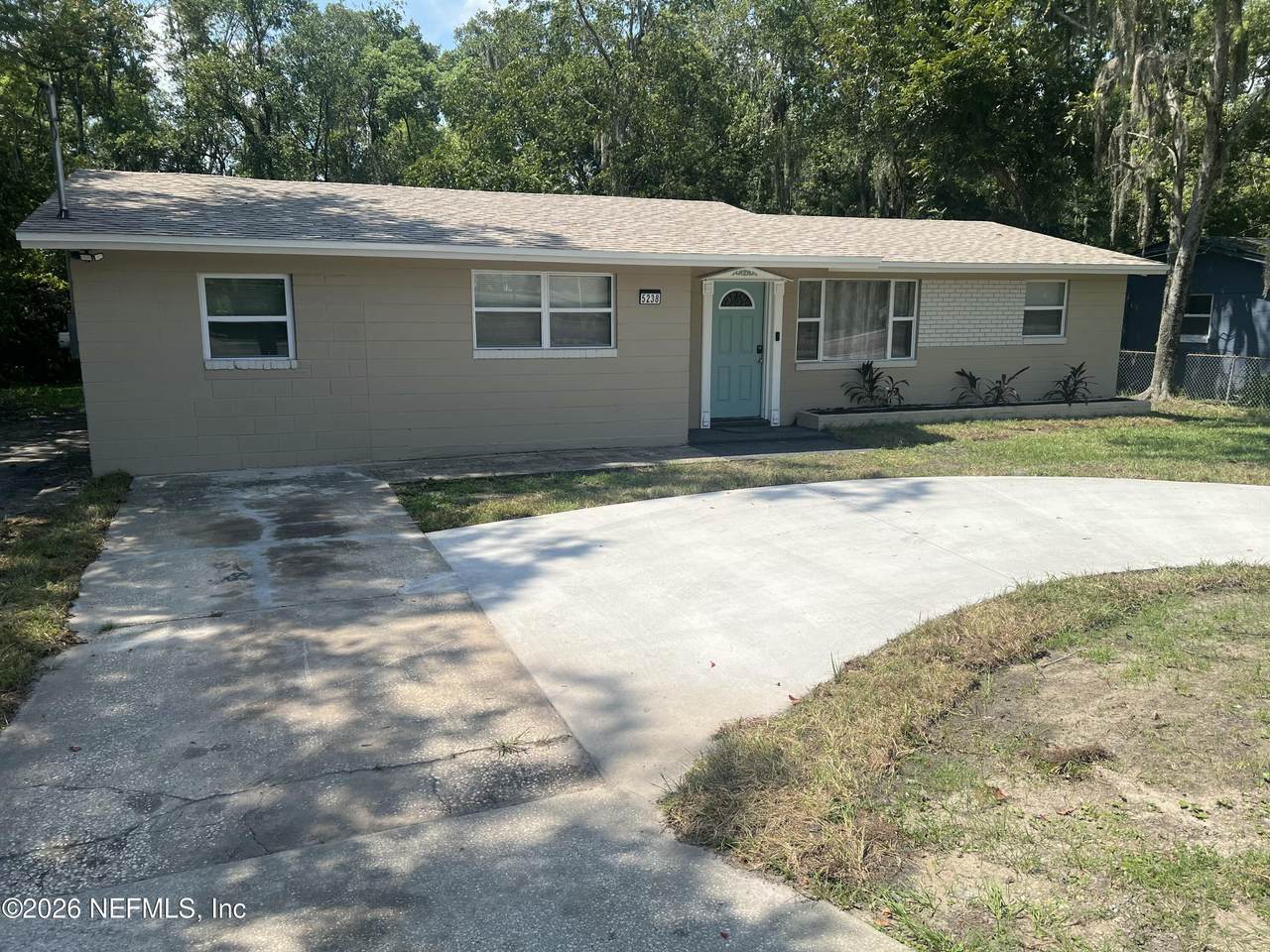 5238 Moncrief Road - Photo 1