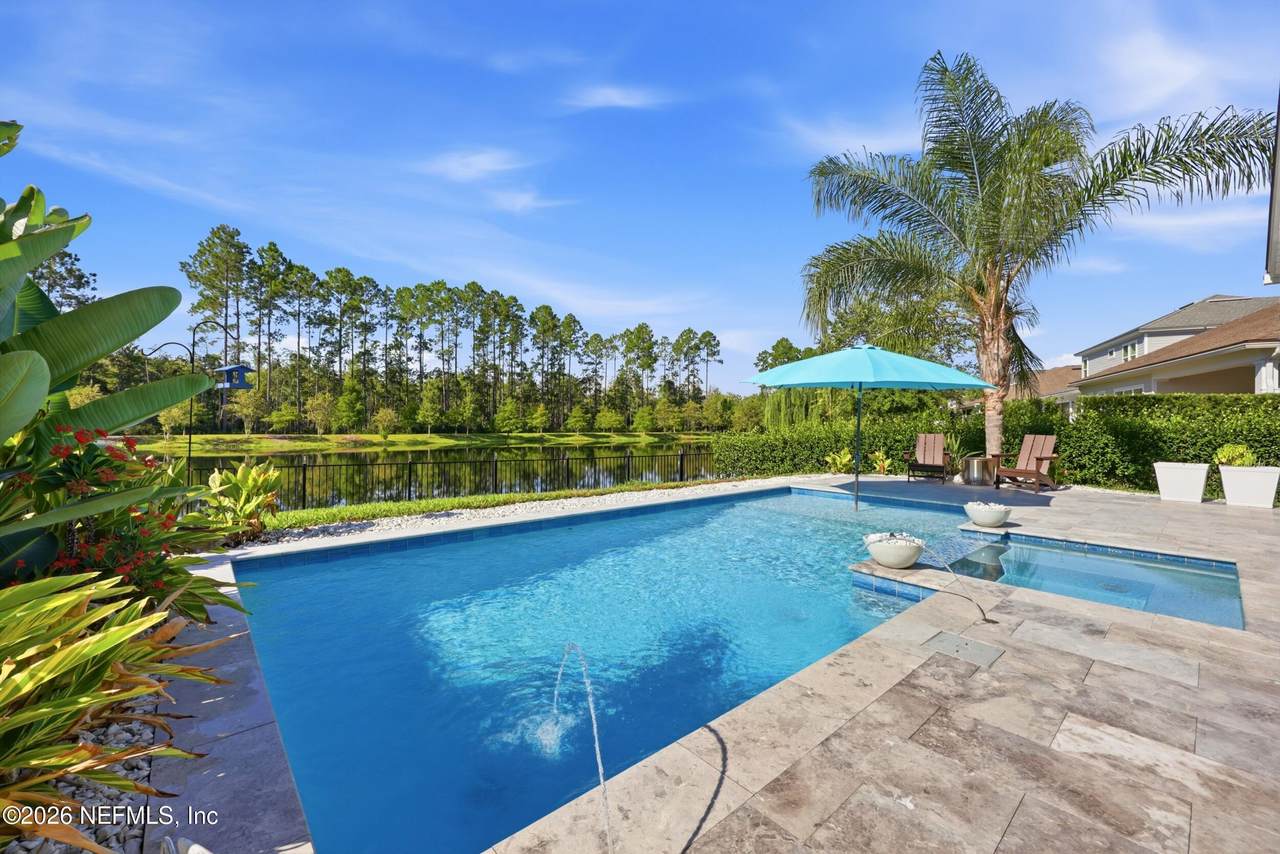 220 Pine Haven Drive - Photo 1