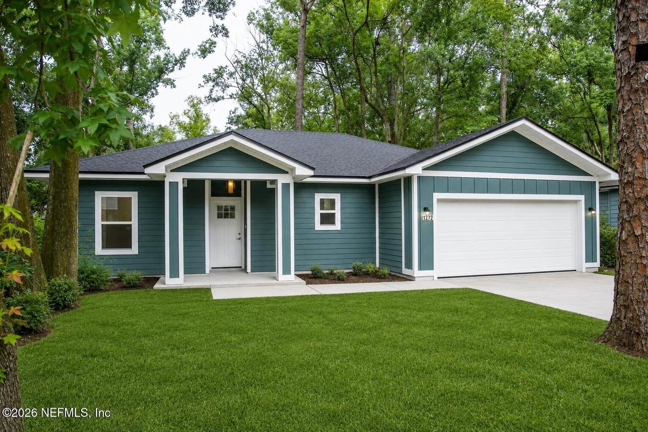 1272 Menna Street - Photo 1