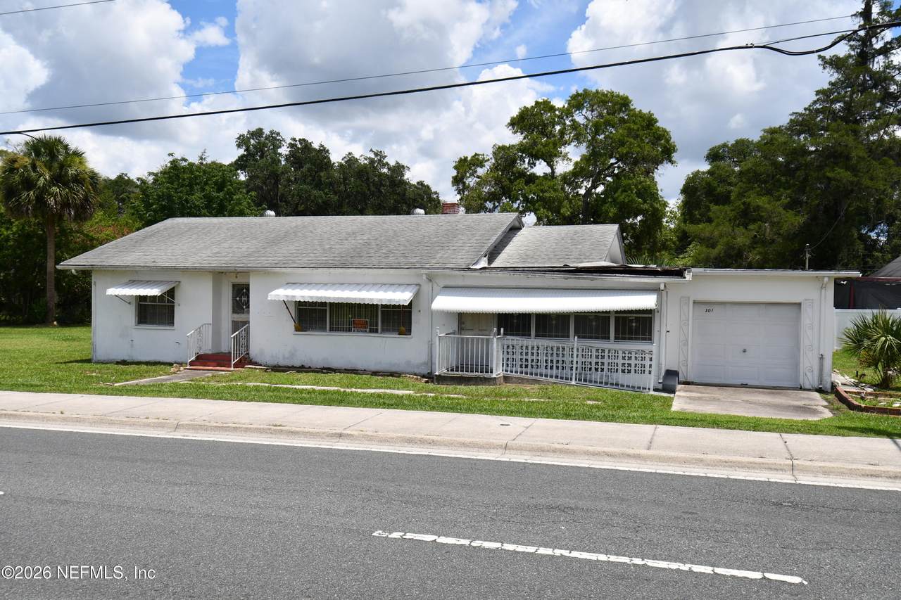1301 Martin Luther King Jr Avenue - Photo 1