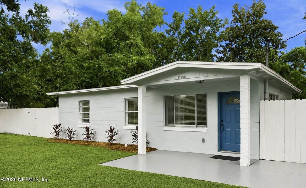 11968 Cornelius Street - Photo 1