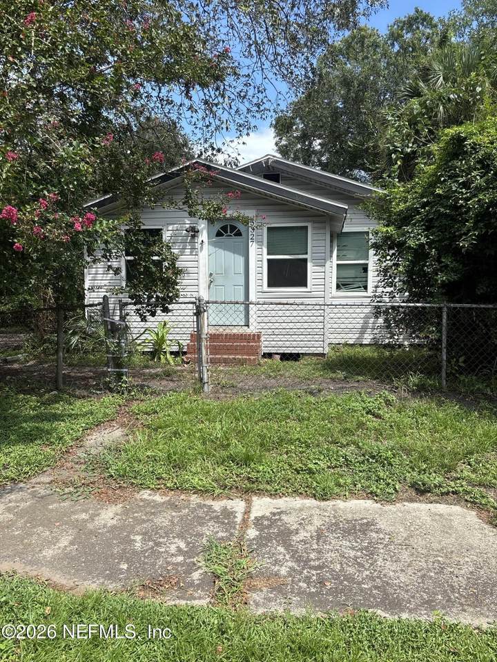 5327 Buick Avenue - Photo 1