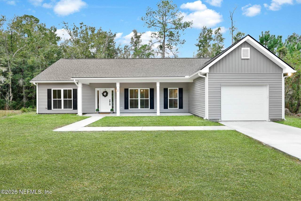 124 Creekwood Circle - Photo 1