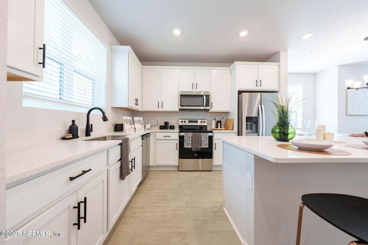 162 Barstow Place - Photo 1