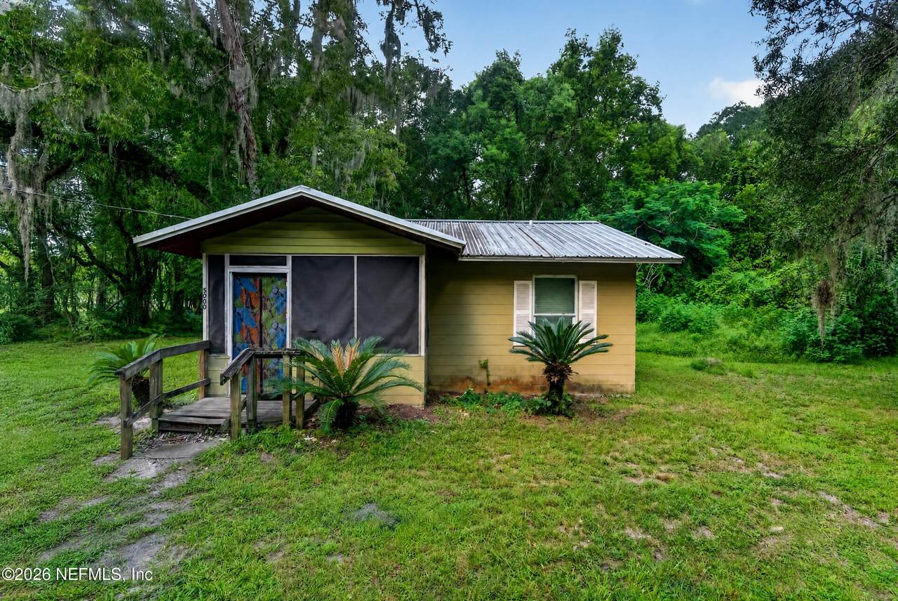 5000 Railroad Avenue - Photo 1