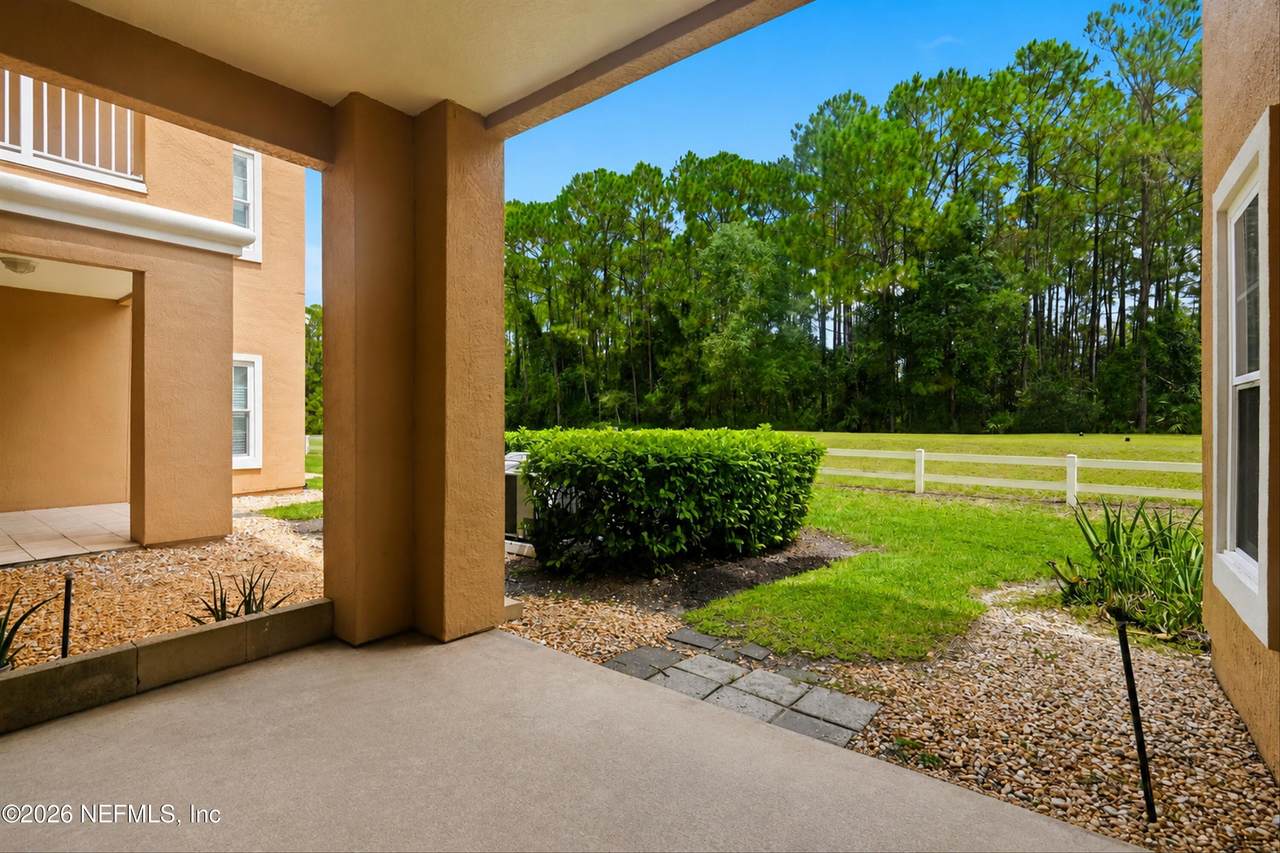 520 Florida Club Boulevard - Photo 1