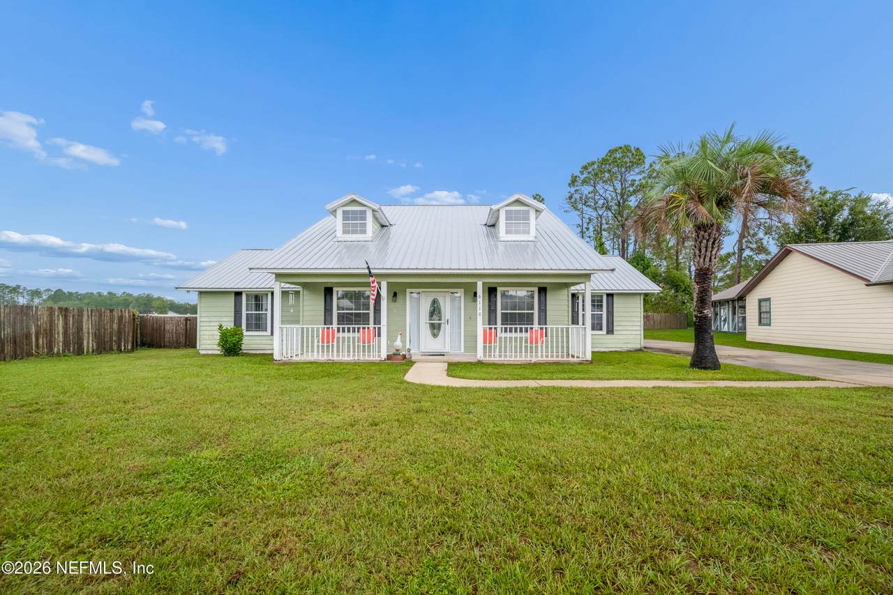 6110 4TH MANOR - Photo 1