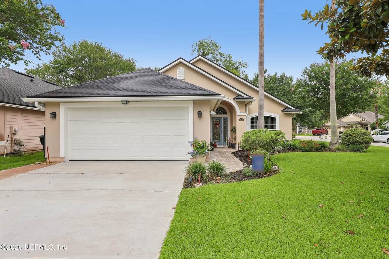 1876 Lake Forest Lane - Photo 1