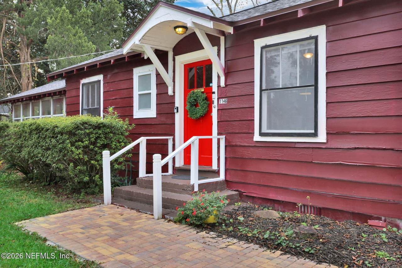 1146 Wycoff Avenue - Photo 1