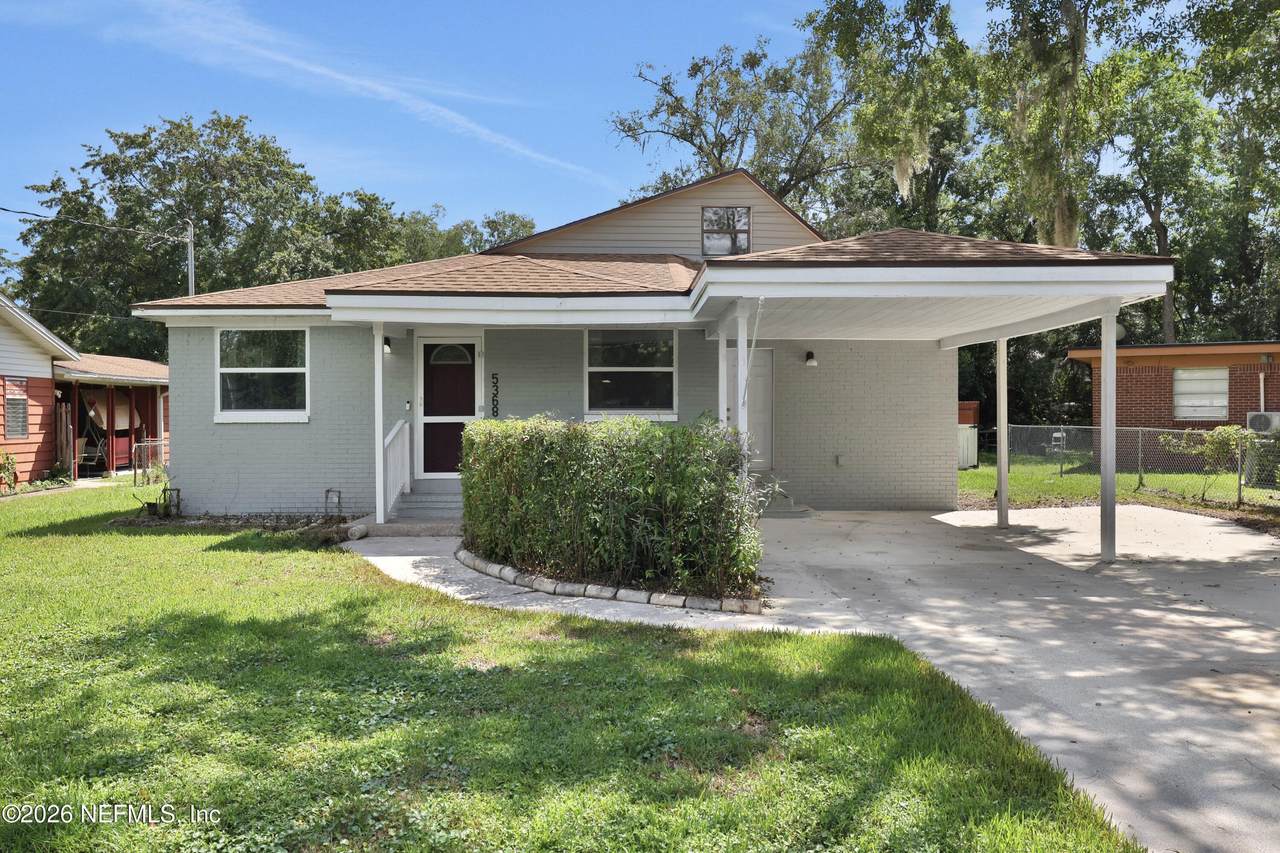 5368 Royce Avenue - Photo 1