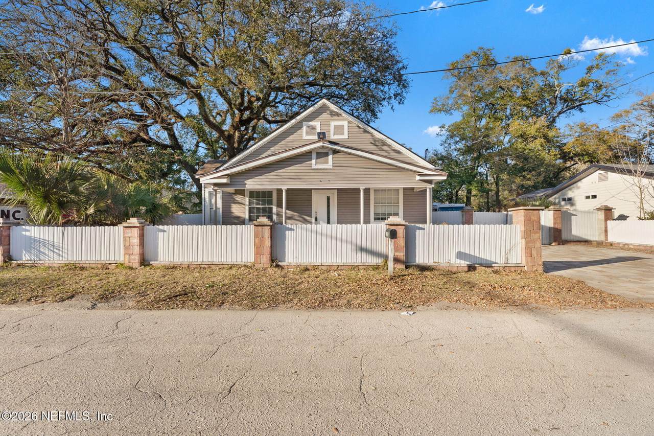1005 14TH Street - Photo 1
