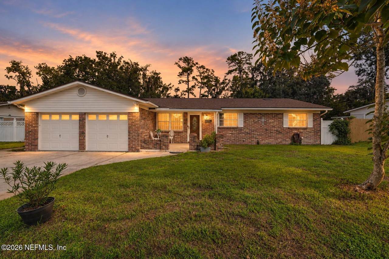 2230 Hopkins Street - Photo 1