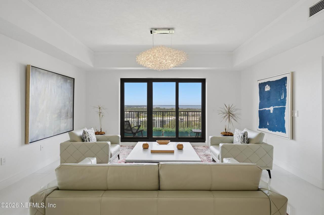 1478 Riverplace Boulevard - Photo 1