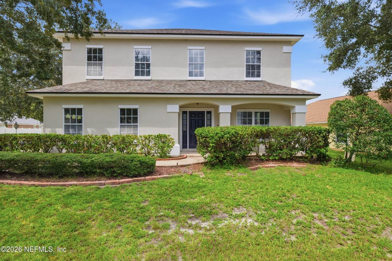 1113 Maple Lane - Photo 1
